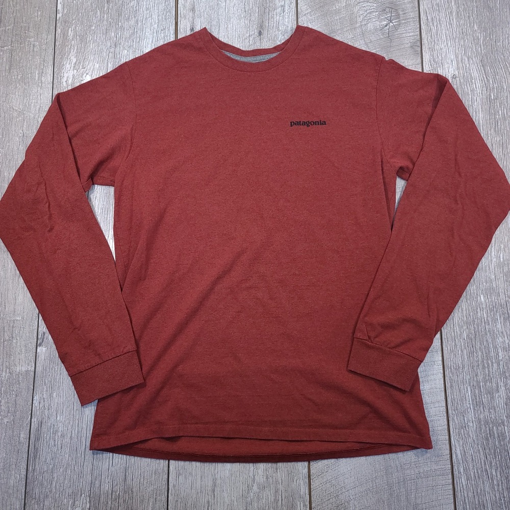 Patagonia Responsibili-Tee Mens Small Red Long Sleeve P-6 Logo Shirt 38518